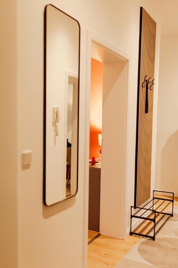 Design Apartment Stadtfeld-Ost Mit Netflix & 2 Schlafzimmern Магдебург Екстериор снимка